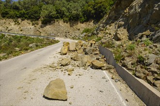 Rock fall on highway
