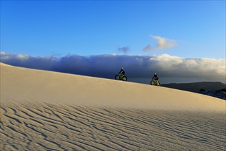Cycling tour with fatbikes at Die Plaat Beach