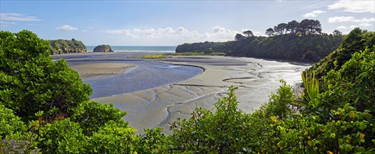 Bay Three Sisters at low tide