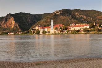 View over the Danube to Durnstein with collegiate church and castle ruin