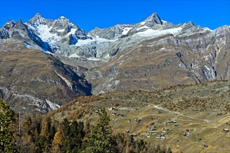View over the village Findeln to the Zermatt mountains