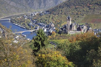 View over Chochem Castle and Moselle in autumn