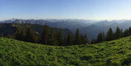 View from the Setzberg over Lake Tegernsee to Guffert