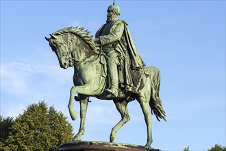 Equestrian monument Friedrich Franz II inaugurated in 1871