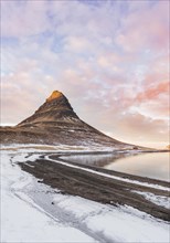 Mount Kirkjufell