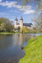 Castle Rochlitz on the river Zwickauer Mulde