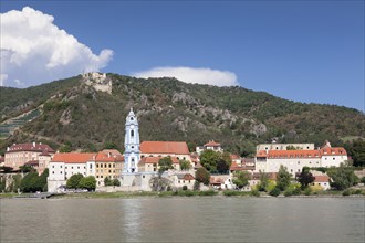 View over the Danube to Durnstein with collegiate church and castle ruin