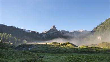 Schottmalhorn at morning mist