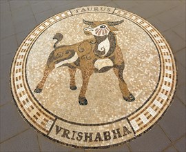 Vrishabha Taurus mosaic in front of the Maha Rattana Chedi