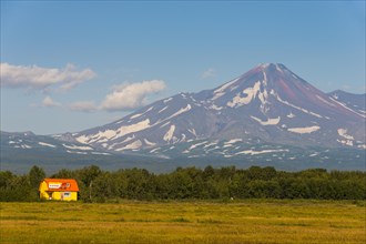 Little hut before the Avachinskaya Sopka volcano