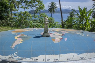 World map mosaic marks the exact location of the parallels zero and Equator