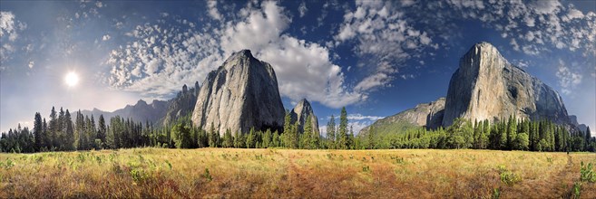 360 panorama in Yosemite Valley with Cathedral Rock and El Capitan
