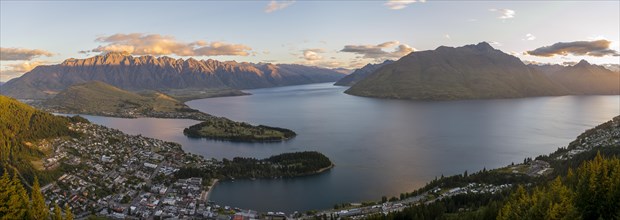 View of Lake Wakatipu and Queenstown at sunset