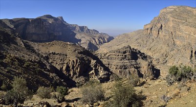 Wadi An Nakhur gorge towards Jabal Shams