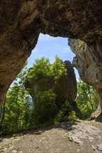 Cave Hohler Fels
