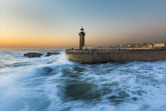 Lighthouse Foz do Douro