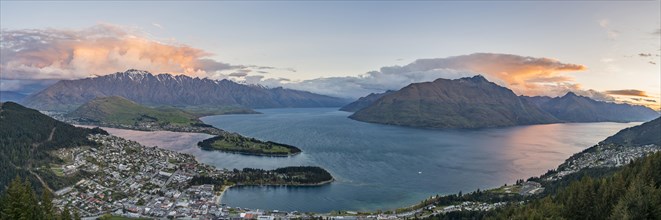 View of Lake Wakatipu and Queenstown at sunset