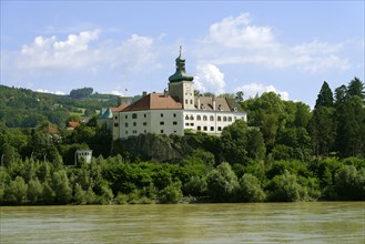 Persenbeug Castle on the Danube