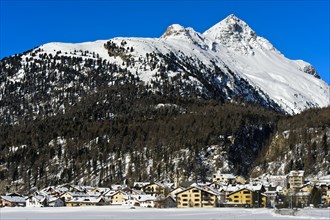 Silvaplana at the foot of Piz Polaschin