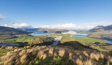 View on Lake Wanaka and mountains