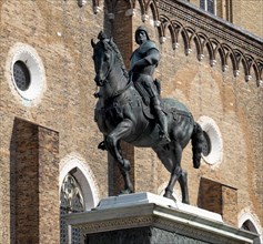 Horseman statue of Bartolomeo Colleoni in front of the church Santi Giovanni e Paolo