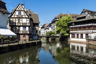 Maison des Tanneurs and timbered houses along the ILL canal