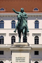 Equestrian statue for Maximilian I.