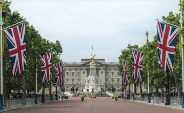 Buckingham Palace and The Mall