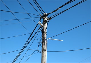 Overhead power lines