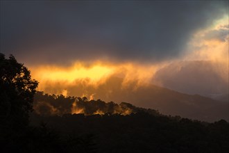 Sunset in the Los Quetzales National Park