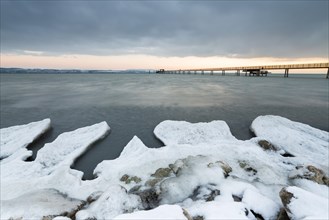 Ice and snow on the shores of Lake Constance