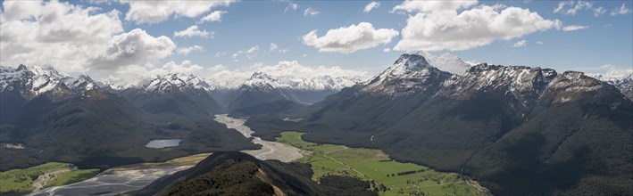 View on Dart River and mountain scenery
