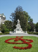 Mozart monument