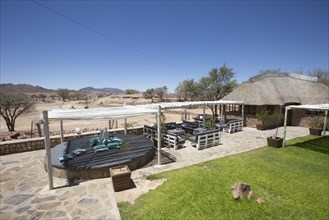 Lapa and pool seating area