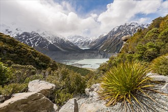 View on Hooker Valley from Sealy Tarns track