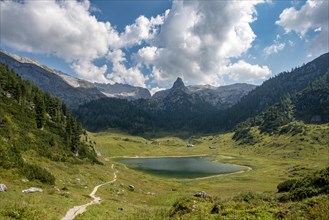 Lake Funtensee with Schottmalhorn summit