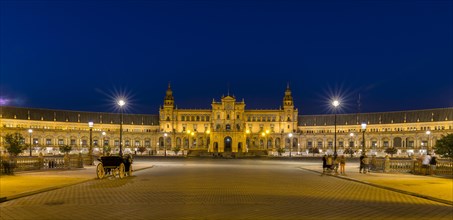 Illuminated Plaza de Espana