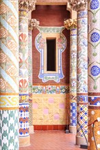 Window with columns on balcony of Palau de la Musica