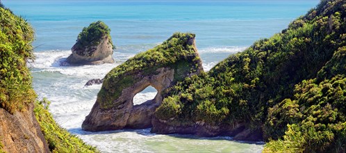 Ten Mile Arch at Greymouth Highway