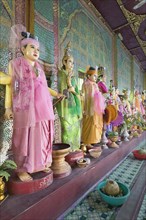 Mahagiri Nats statues