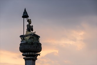 King's Statue Pillar at sunset