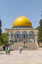Tourists on place in front of Dome of the Rock