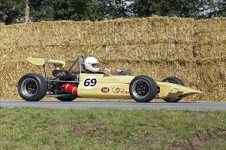 Lotus 69 Formula 3 on the circuit