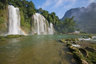 Ban Giocâ€“Detian Falls