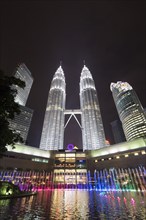KLCC Lake Symphony Water Fountain Show