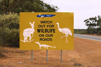 Roadside sign with wildlife