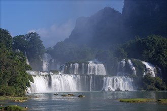Ban Gioc Detian waterfalls