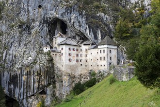 Cave castle Lueg