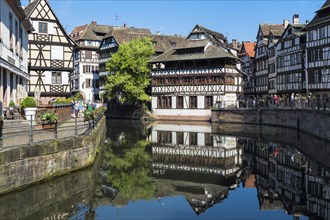 Maison des Tanneurs and timbered houses along the ILL canal