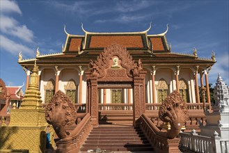 Buddhist temple Wat Pothiyaram or Wat Chash